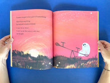 Cargar imagen en el visor de la galería, GUSTAVO, THE SHY GHOST