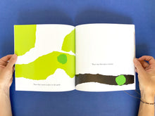 Cargar imagen en el visor de la galería, LITTLE BLUE AND LITTLE YELLOW