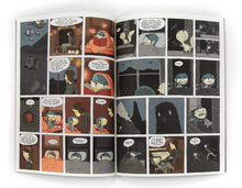 Cargar imagen en el visor de la galería, HILDA AND THE MIDNIGHT GIANT