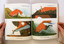 Cargar imagen en el visor de la galería, A MOUSE CALLED JULIAN