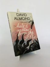 Cargar imagen en el visor de la galería, HALF A CREATURE FROM THE SEA