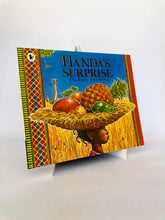 Cargar imagen en el visor de la galería, HANDA'S SURPRISE