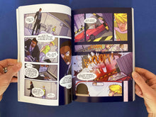 Cargar imagen en el visor de la galería, SCORPIA GRAPHIC NOVEL