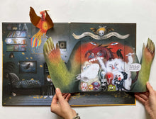 Cargar imagen en el visor de la galería, THE HOUSE OF MADAME M