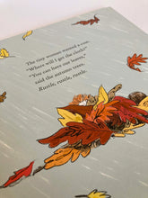 Cargar imagen en el visor de la galería, THE TINY WOMAN'S COAT