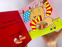 Cargar imagen en el visor de la galería, LITTLE FARM ANIMALS BOARD BOOK
