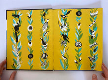 Cargar imagen en el visor de la galería, BLACK AND WHITE