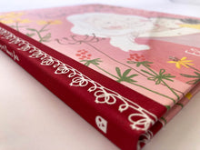 Cargar imagen en el visor de la galería, THE LINES ON NANA'S FACE