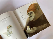 Cargar imagen en el visor de la galería, LITTLE BEAUTY