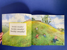 Cargar imagen en el visor de la galería, WE'RE GOING ON A BEAR HUNT: 30TH ANNIVERSARY EDITION