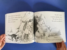 Cargar imagen en el visor de la galería, WE'RE GOING ON A BEAR HUNT: 30TH ANNIVERSARY EDITION