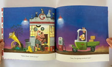 Cargar imagen en el visor de la galería, GUS'S GARAGE