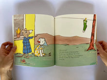 Cargar imagen en el visor de la galería, LISETTE'S GREEN SOCK