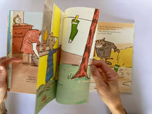 Cargar imagen en el visor de la galería, LISETTE'S GREEN SOCK