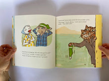 Cargar imagen en el visor de la galería, LISETTE'S GREEN SOCK