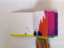 Cargar imagen en el visor de la galería, GOODNIGHT EVERYONE BOARD BOOK