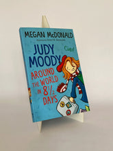 Cargar imagen en el visor de la galería, JUDY MOODY: AROUND THE WORLD B-FORMAT