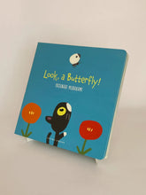 Cargar imagen en el visor de la galería, LOOK, A BUTTERFLY!