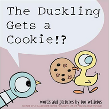 Cargar imagen en el visor de la galería, THE DUCKLING GETS A COOKIE?