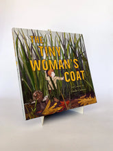 Cargar imagen en el visor de la galería, THE TINY WOMAN'S COAT
